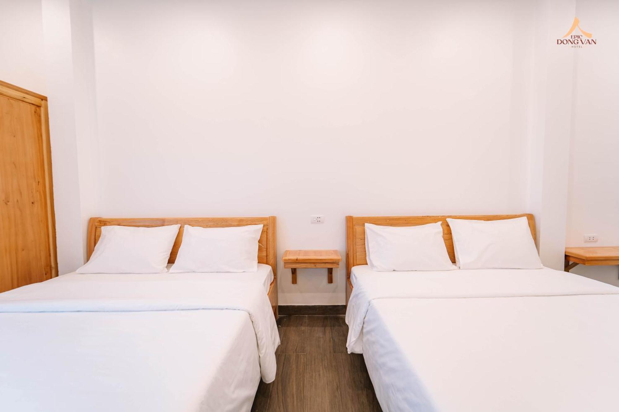 Epic Dong Van Hotel Exteriör bild